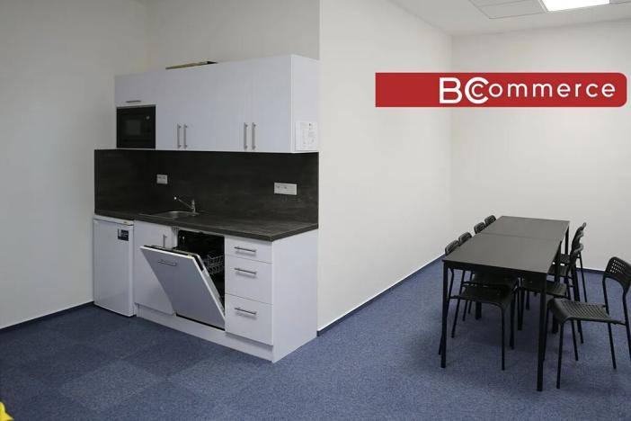 Pronájem kanceláře, Brno, 433 m2