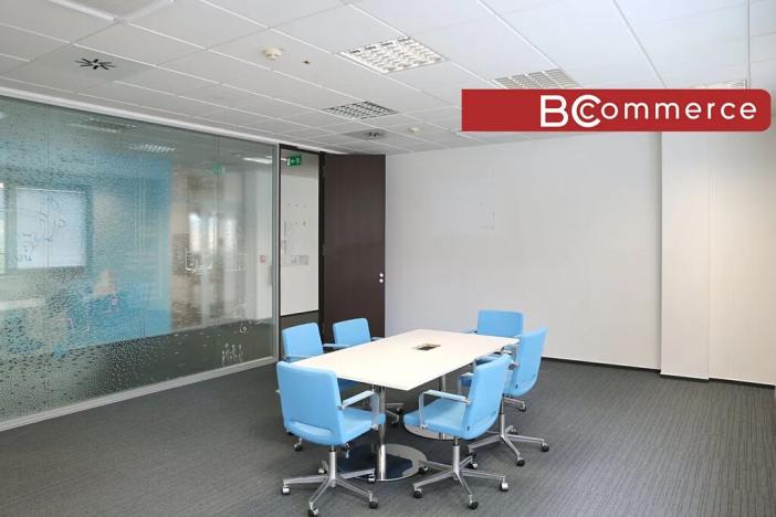 Pronájem kanceláře, Brno, 577 m2