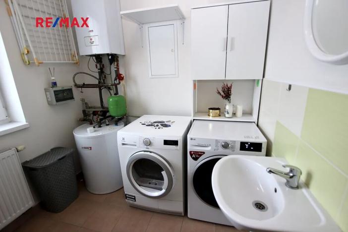 Prodej rodinného domu, Králův Dvůr, Královské Údolí, 114 m2