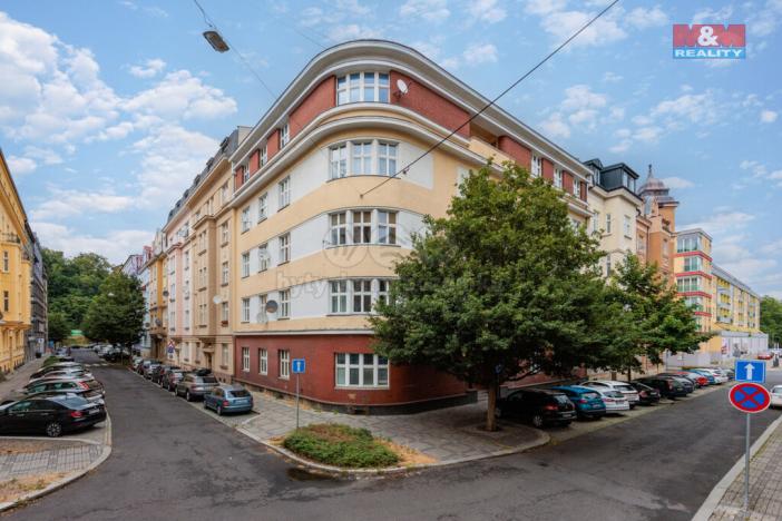 Prodej bytu 1+1, Karlovy Vary, K. Čapka, 36 m2