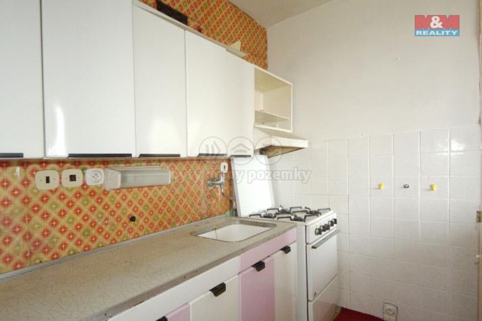 Prodej bytu 3+1, Praha - Prosek, Lovosická, 79 m2