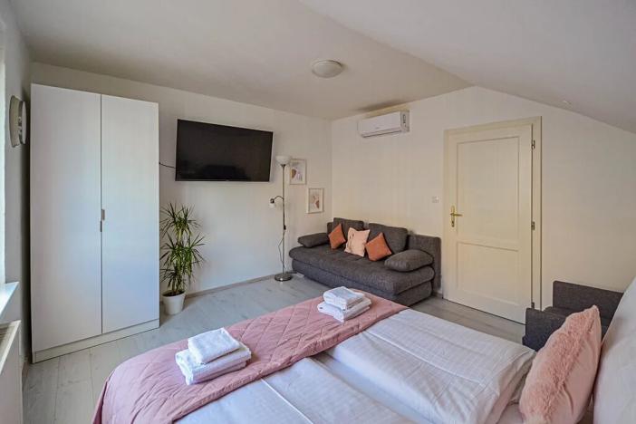 Prodej bytu 2+1, Praha - Nové Město, Školská, 55 m2