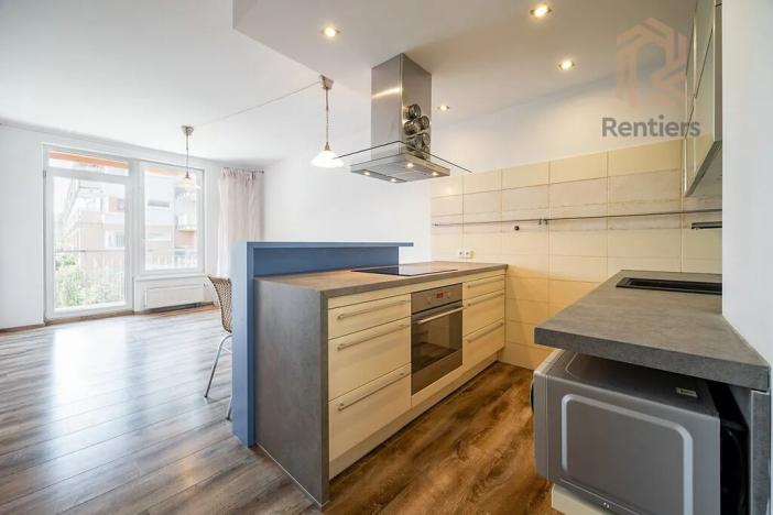 Pronájem bytu 2+kk, Praha - Vysočany, Pod Harfou, 60 m2
