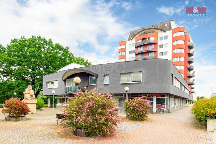 Pronájem bytu 1+kk, Pardubice - Zelené Předměstí, nábřeží Závodu míru, 32 m2