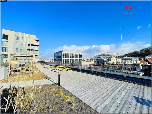 Pronájem kanceláře, Praha - Smíchov, Grafická, 57 m2