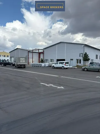 Pronájem skladu, Mělník, 440 m2