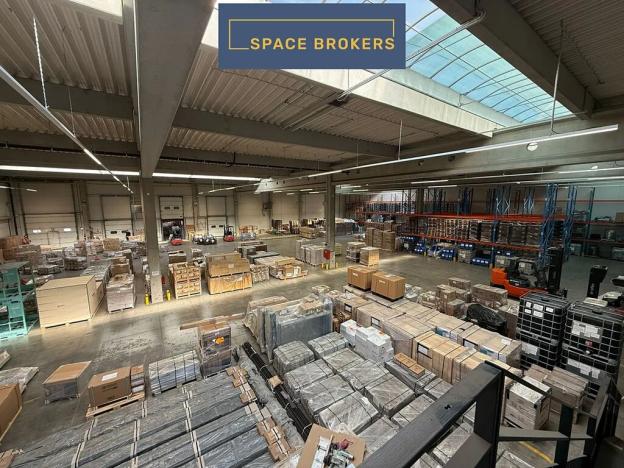 Pronájem skladu, Brno, 2655 m2