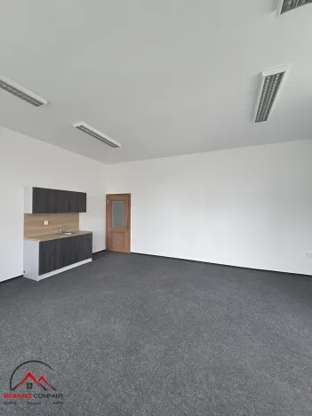 Pronájem kanceláře, Krnov, Revoluční, 36 m2