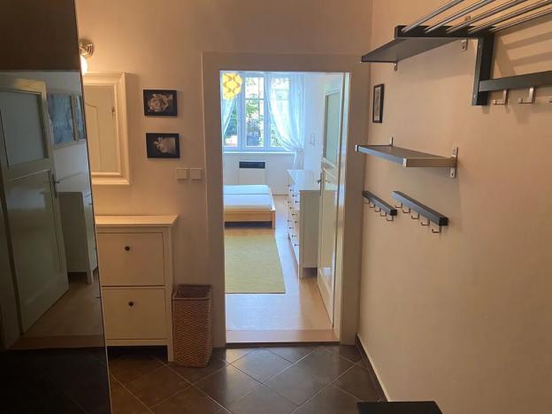 Pronájem bytu 2+kk, Praha - Strašnice, Černokostelecká, 52 m2