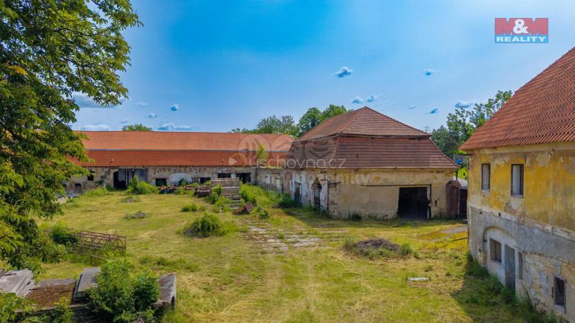 Prodej komerčního pozemku, Zvoleněves, 18484 m2