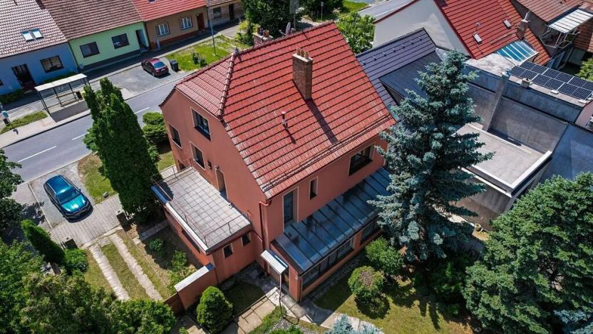 Prodej rodinného domu, Hajany, 158 m2