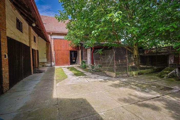 Prodej rodinného domu, Hajany, 158 m2