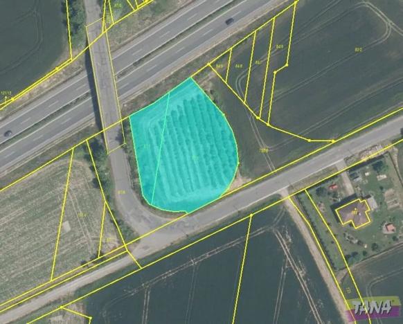 Prodej komerčního pozemku, Čtveřín, 3080 m2