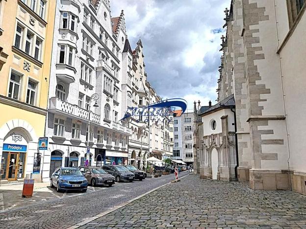 Pronájem komerční nemovitosti, Brno, Jakubské náměstí, 20 m2