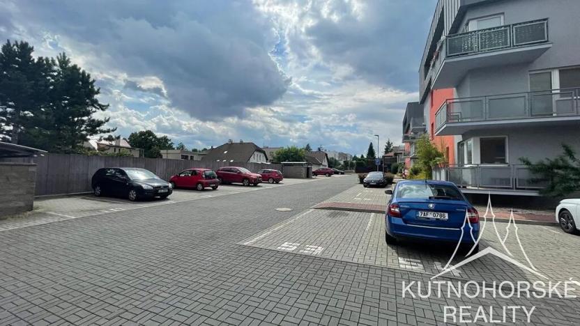 Prodej garážového stání, Kutná Hora, Tyršova, 12 m2