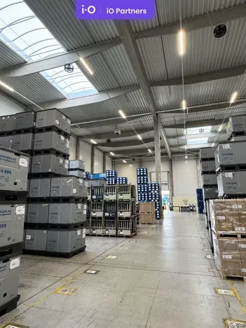 Pronájem skladu, Solnice, Průmyslová, 5800 m2