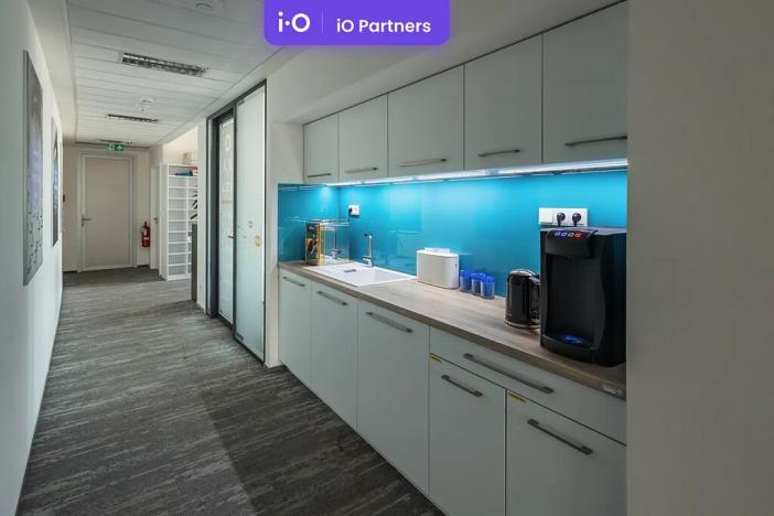 Pronájem kanceláře, Praha - Nusle, Lomnického, 537 m2