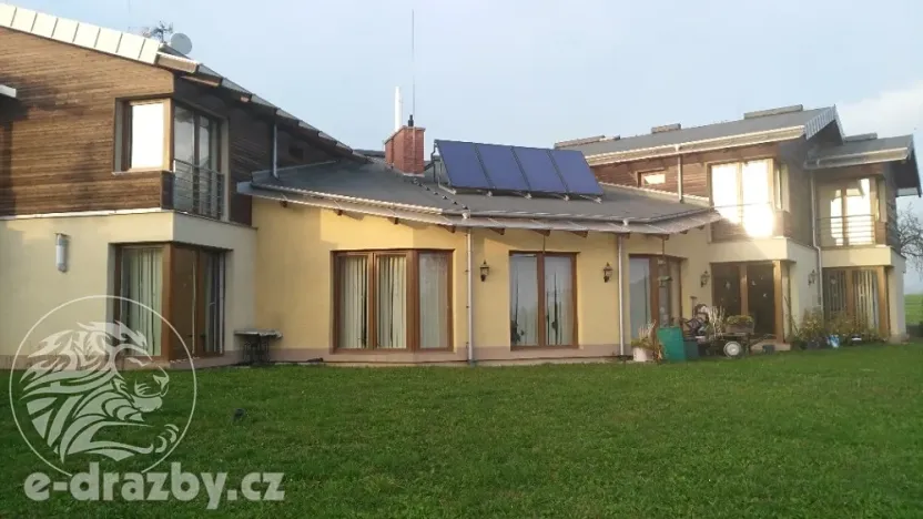 Dražba vícegeneračního domu, Solnice, 560 m2
