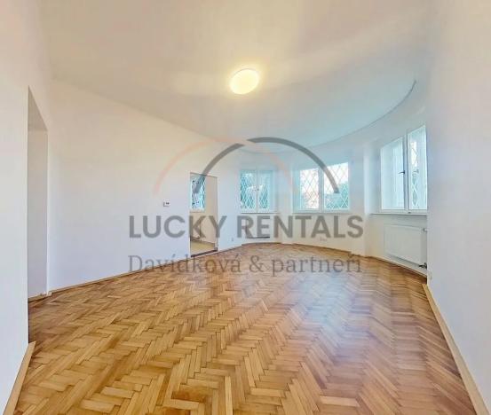 Pronájem bytu 1+1, Praha - Smíchov, U Malvazinky, 43 m2