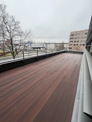 Pronájem kanceláře, Brno, Holandská, 872 m2