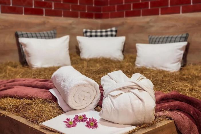 Prodej obchodního prostoru, Praha - Malá Strana, Zborovská, 333 m2