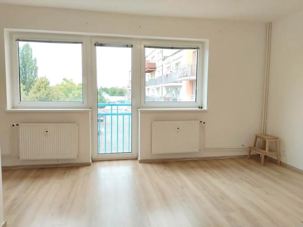 Pronájem bytu 1+kk, Plzeň, Moravská, 38 m2