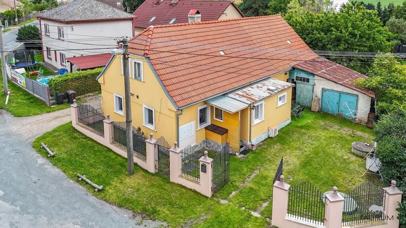Prodej rodinného domu, Bezděkov, 252 m2