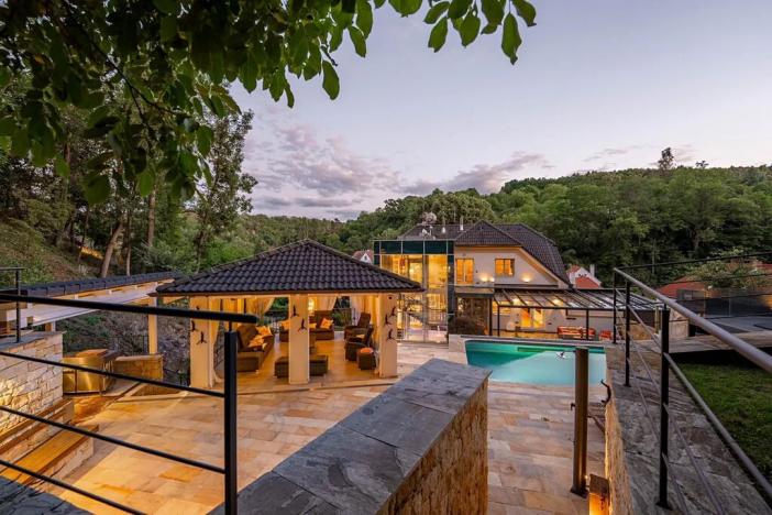 Prodej vily, Praha - Lysolaje, Čábelecká, 850 m2