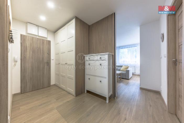 Prodej bytu 3+kk, Praha - Prosek, Veltruská, 54 m2