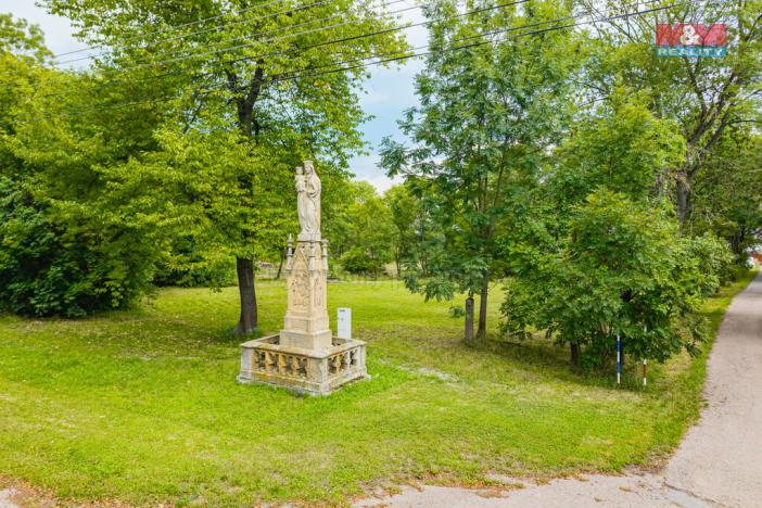 Prodej pozemku pro bydlení, Chotěšice - Malá Strana, 8325 m2