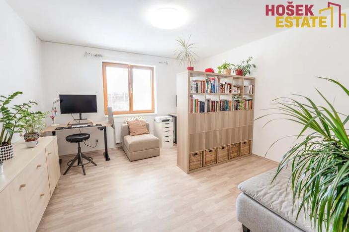 Prodej bytu 3+kk, Holubice, 74 m2