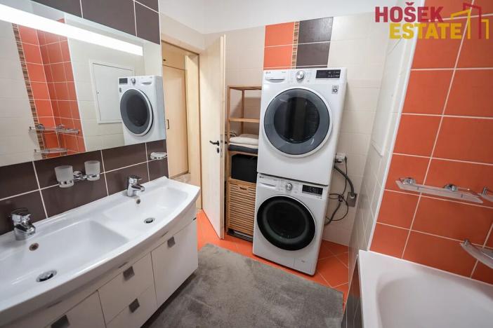 Prodej bytu 3+kk, Holubice, 74 m2