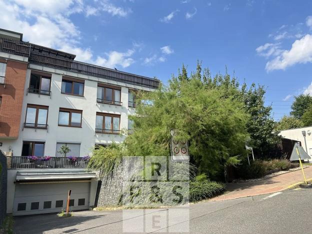 Pronájem bytu 3+kk, Praha - Smíchov, Na Císařce, 78 m2