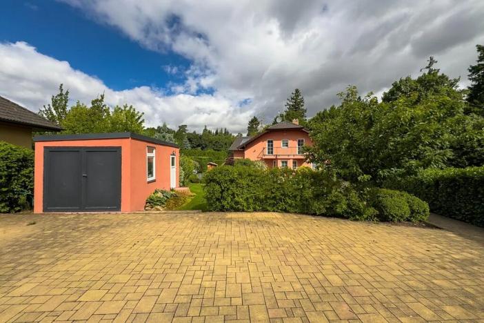 Prodej rodinného domu, Babice, Honzíkova, 389 m2