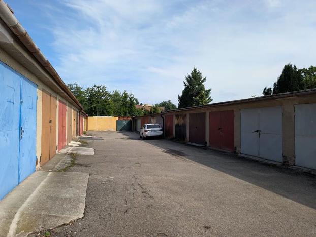 Prodej garáže, Brno, Krajní, 18 m2