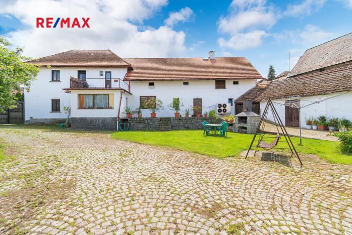 Prodej rodinného domu, Kozárovice, 174 m2