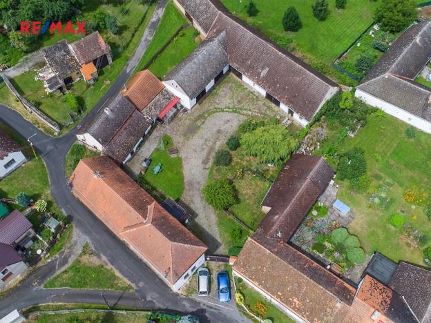 Prodej rodinného domu, Kozárovice, 174 m2