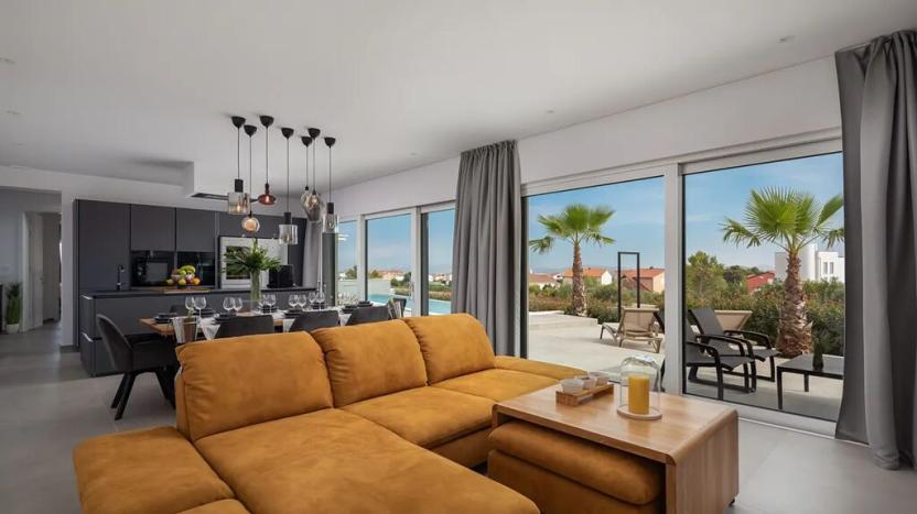 Prodej vily, Vodice, 332 m2