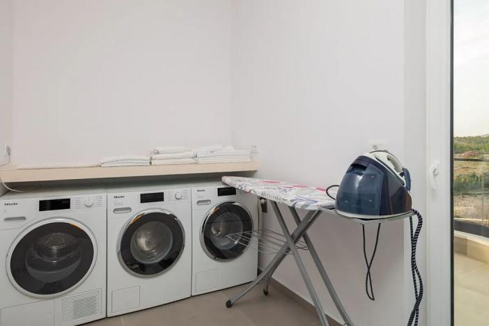 Prodej vily, Vodice, 332 m2