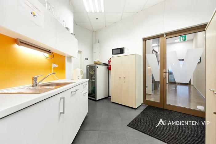 Pronájem kanceláře, Brno, Orlí, 192 m2