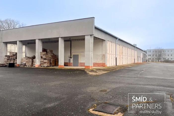 Pronájem skladu, Vrátkov, 1170 m2
