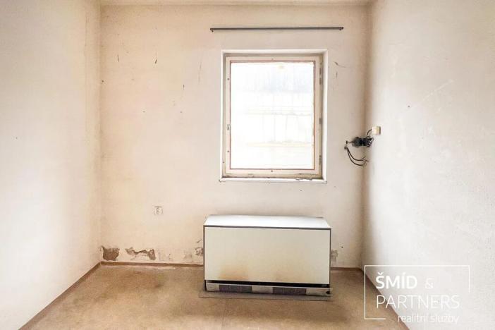 Pronájem skladu, Vrátkov, 1170 m2