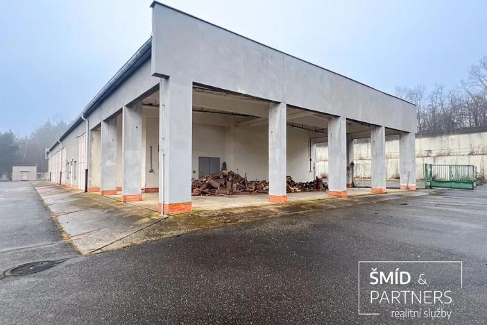 Pronájem skladu, Vrátkov, 1170 m2
