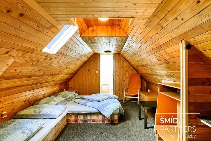 Prodej rodinného domu, Hraběšice, 788 m2