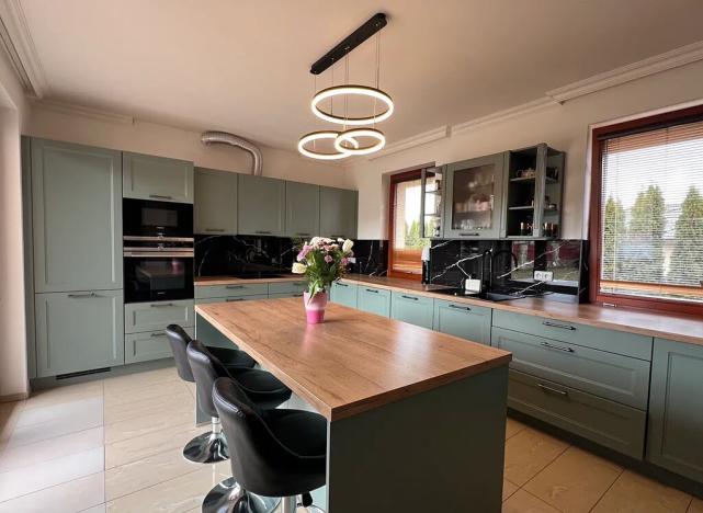 Prodej rodinného domu, Babice, 168 m2