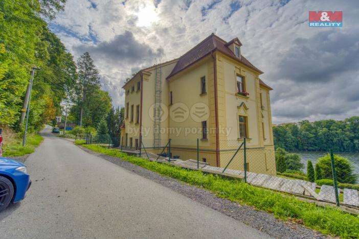 Prodej bytu 3+1, Cheb, Kachní kámen, 118 m2