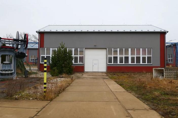 Prodej skladu, Pardubice, 5239 m2