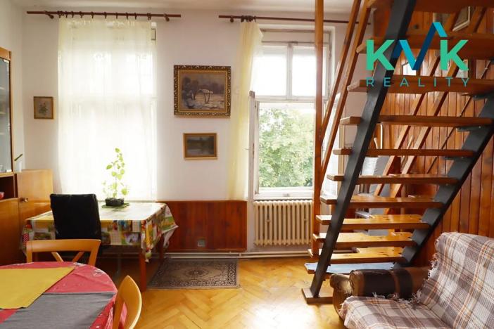 Prodej bytu 3+1, Karlovy Vary, Bulharská, 94 m2