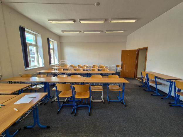 Pronájem kanceláře, Brno - Brno-město, Rašínova, 500 m2