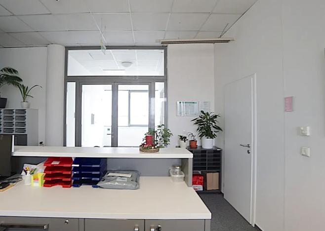 Pronájem kanceláře, Brno, Bidláky, 410 m2